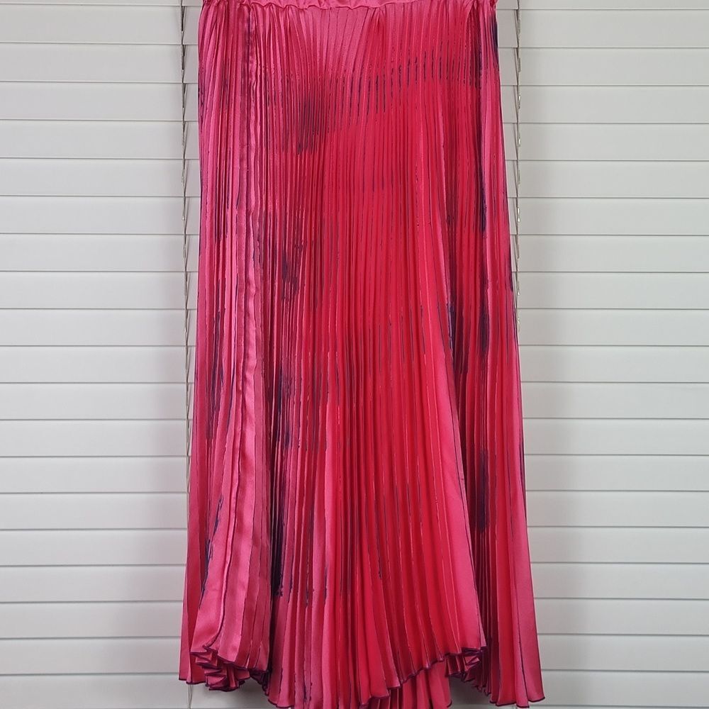 Ellen Hauptli Pink fantastic plated‎ skirt. Size S